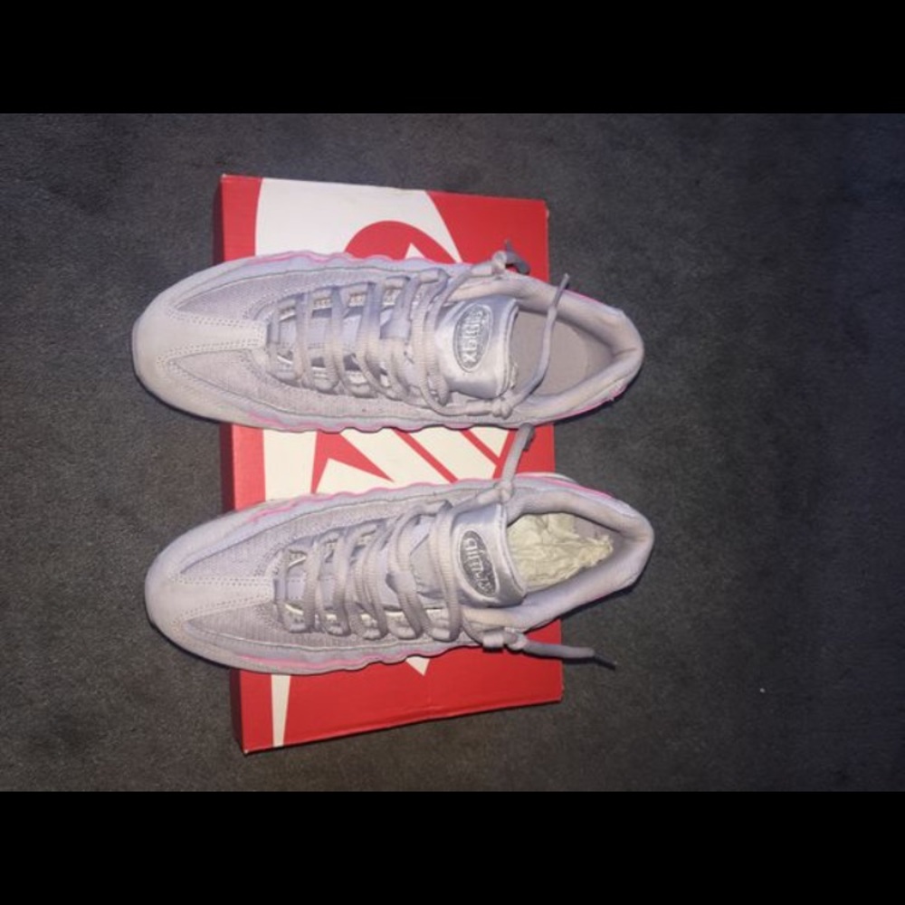 NIKE AIR MAX ‘95 - Picture 3 of 3